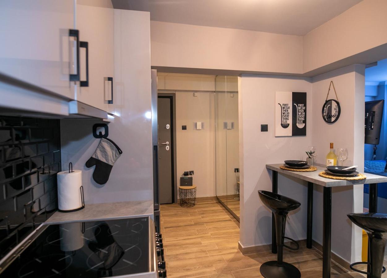 Hesperides Garden Apartment เอเธนส์ ภายนอก รูปภาพ