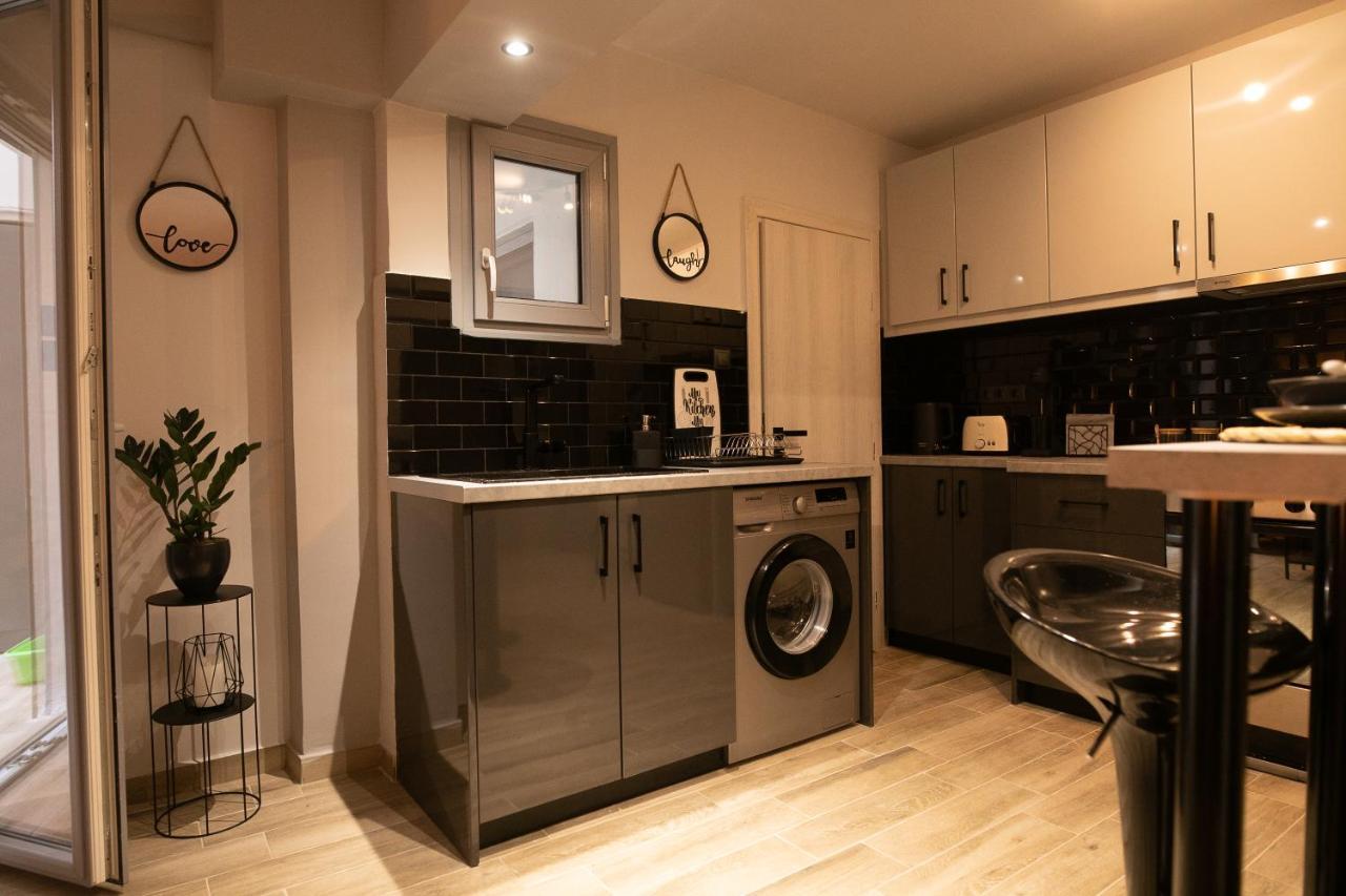 Hesperides Garden Apartment เอเธนส์ ภายนอก รูปภาพ
